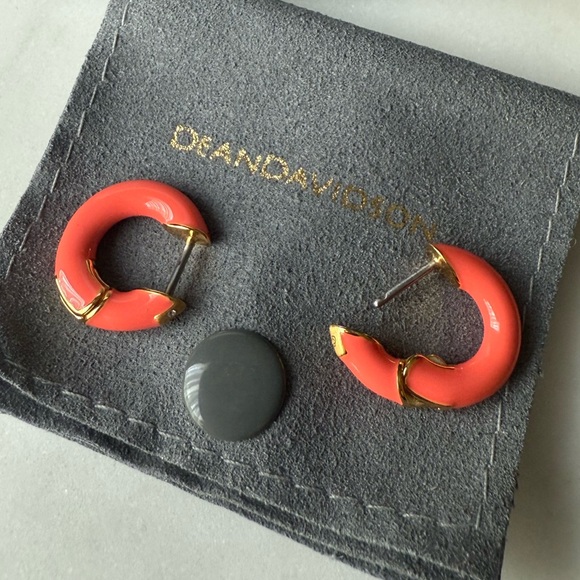 NWT Dean Davidson Coral Enamel Huggie Earrings - Picture 3 of 4